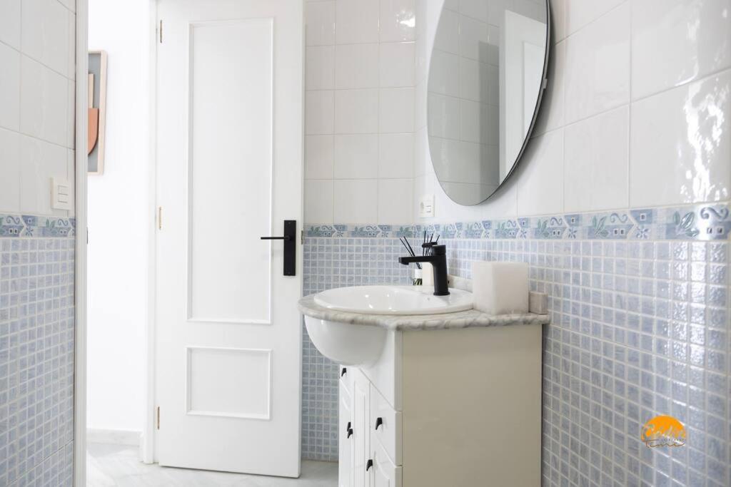 Apartamento La Alegria De Plocia By Time Cádiz